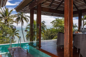 17 Wharf Street - Main House & Bungalow Port Douglas